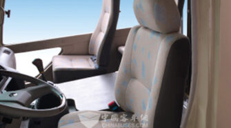 金龙客车  商务车租赁包车_XMQ6606NE3