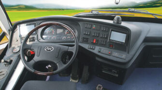 安凯校车  大巴车租赁包车_HFF6852K57DX