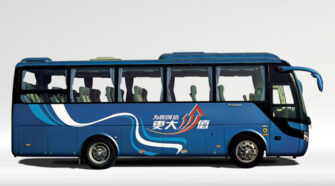 宇通 24-33座 大巴车租赁包车_ZK6858HA9