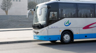 西沃客车  商务车租赁包车_700i