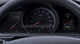 金旅 10-18座 中巴车租赁包车_XML6609JEV10