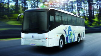 亚星客车  商务车租赁包车_YBL6117HBEV