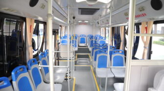 扬子江  中巴车租赁包车_WG6820BEVHK