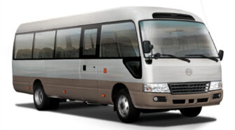 金旅 24-30座 中巴车租赁包车_XML6770J28N