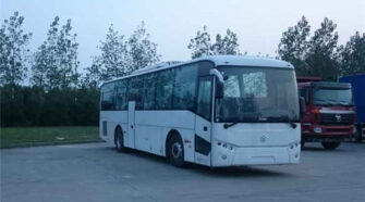 银隆 24-51座 大巴车租赁包车_GTQ6118BEV1