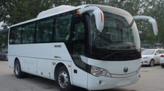 宇通 24-33座 大巴车租赁包车_ZK6808BEVQZ51