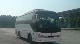 豪沃 24-33座 大巴车租赁包车_JK6807H5A