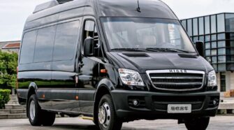 海格 10-20座 中巴车租赁包车_KLQ6701E5