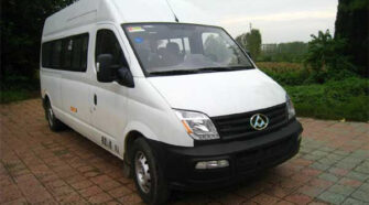 上汽大通 10-14座 中巴车租赁包车_SH6632A4BEV-1