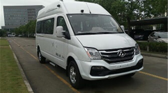 上汽大通 10-16座 中巴车租赁包车_SH6591A3D5-N