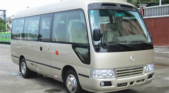 金旅 10-19座 中巴车租赁包车_XML6601J15E