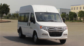 东风旅行车 5-9座 座商务车租赁包车_EQ6500WACDA