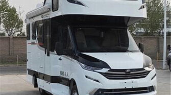 宇通 4-6座 商务车租赁包车_ZK5045XLJ6