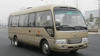 东风超龙 10-23座 中巴车租赁包车_EQ6701LBEVT1
