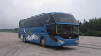 豪沃 24-52座 大巴车租赁包车_ZZ6127HQ5A