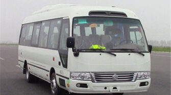 金旅 24-34座 大巴车租赁包车_XML6809JEVY0