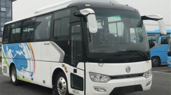 金旅 24-34座 大巴车租赁包车_XML6827JEVY0